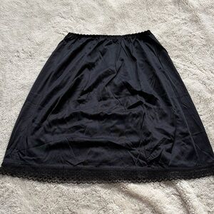 Vintage Intimate Details Black Lace Slip Skirt –Size Small | Gothic Romance |